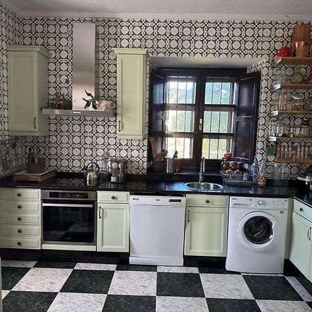 La Casona De Barganaz Villa Santiago Del Monte Ngoại thất bức ảnh